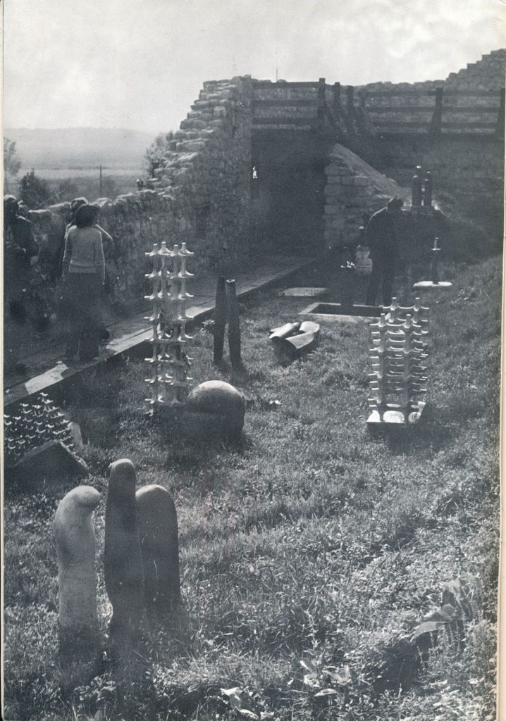 A szimpozion kerti helyszíne, Siklós, 1976–77