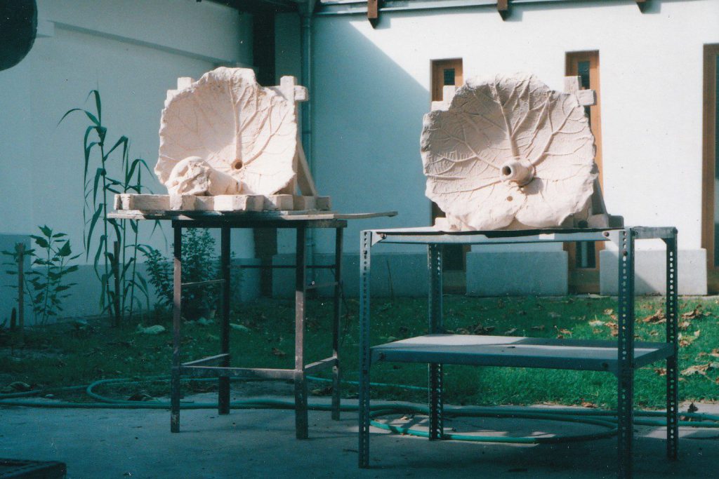 A levélformák a stúdió műhelyében, 2002