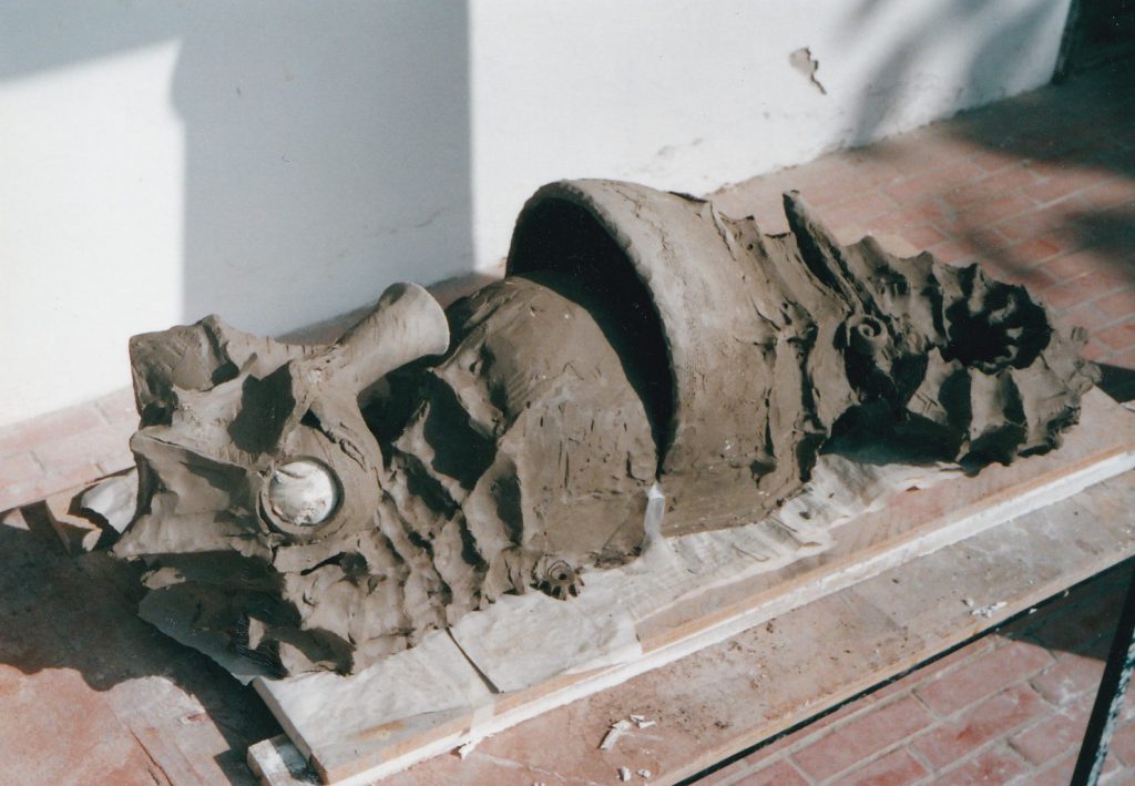 A csikóhal nyers agyagban, 2002.