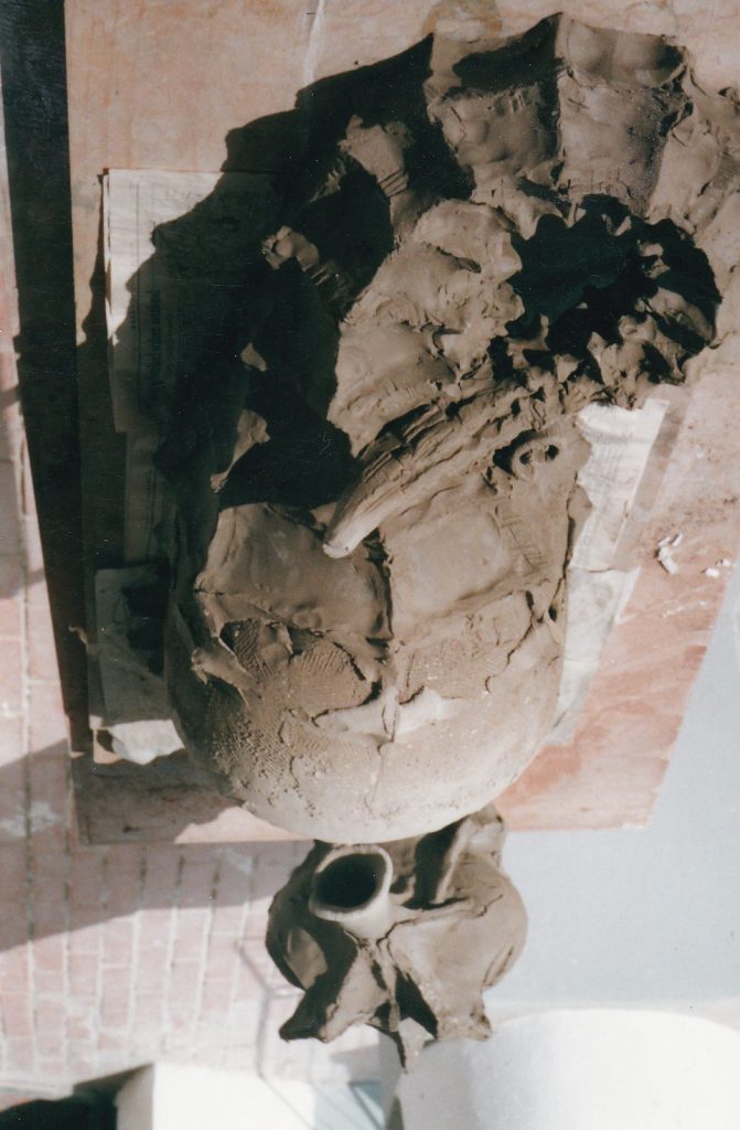 A csikóhal feje és a levélforma nyers agyagban, 2002.